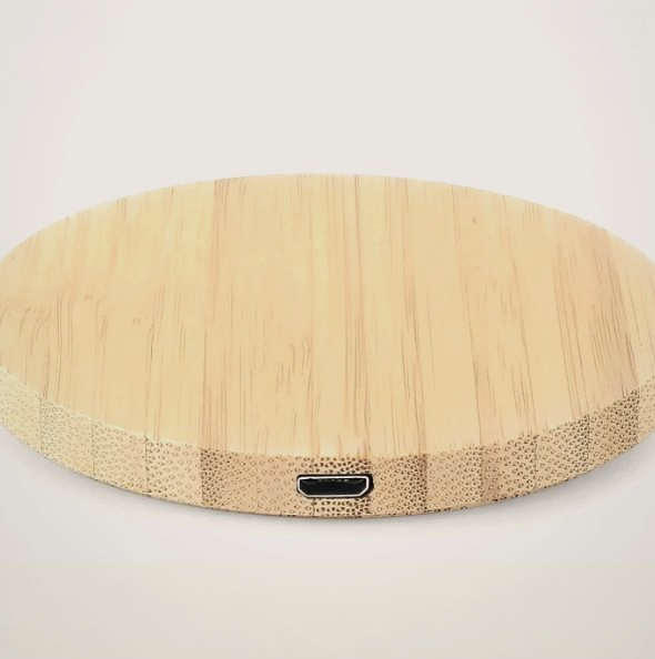 Chargeur sans fil en bambou naturel Nordesk - vue de profil